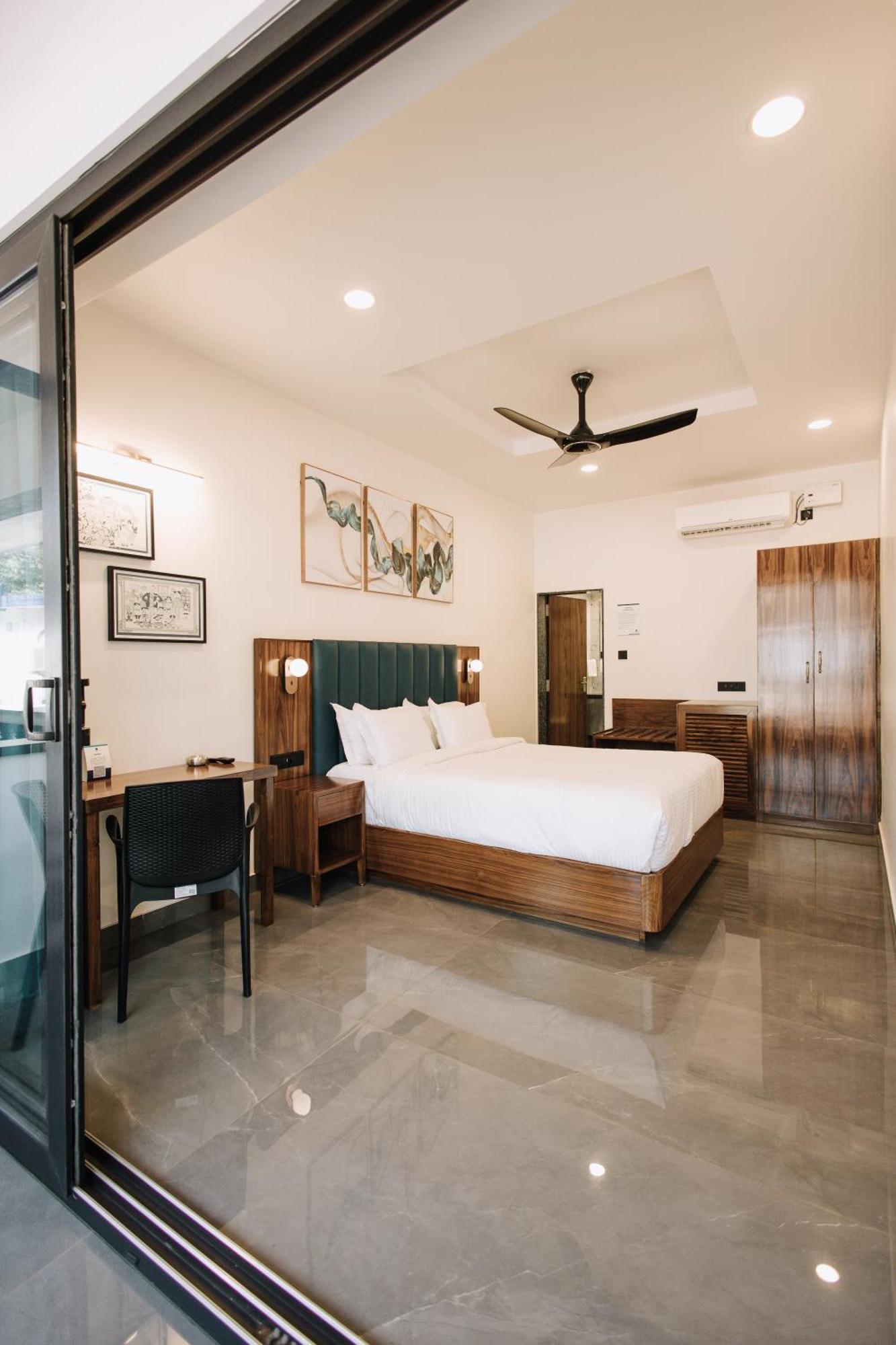 Anjuna Blue Resort Exterior foto