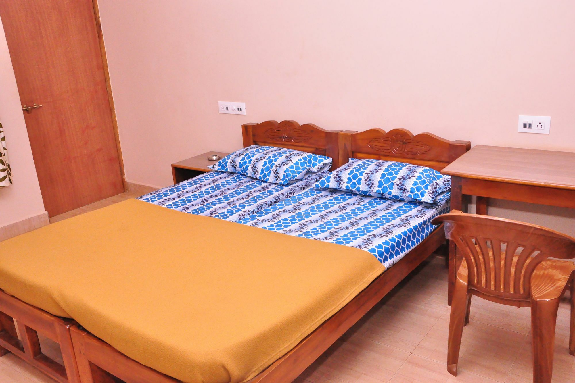 Anjuna Blue Resort Exterior foto