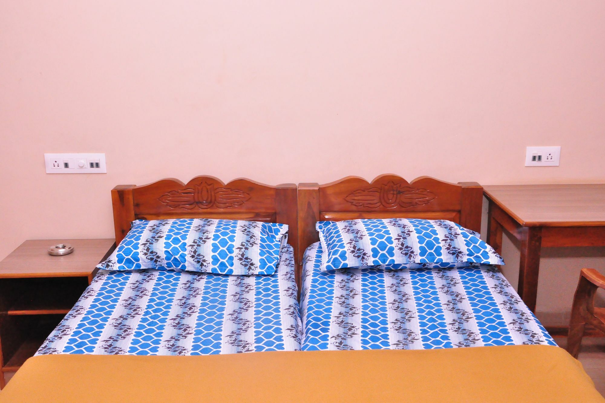 Anjuna Blue Resort Exterior foto